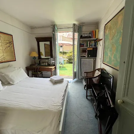 Maison 1850 Paris 18 Chambre G avec terrasse et parking en option-3